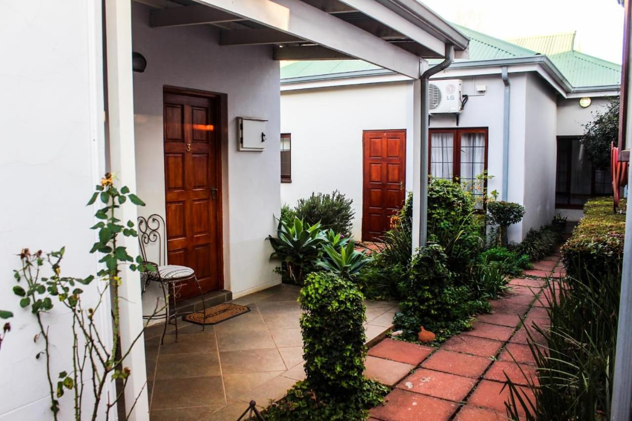 Villa Jana Guesthouse Pretoria-Noord Eksteriør billede